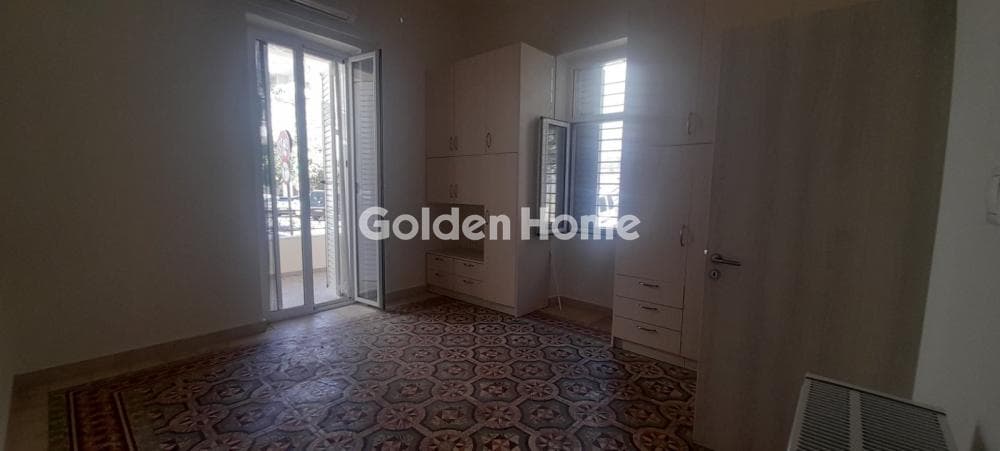 Apartment in Zoodochos Pigi, Vironas — Photo 6 of 9