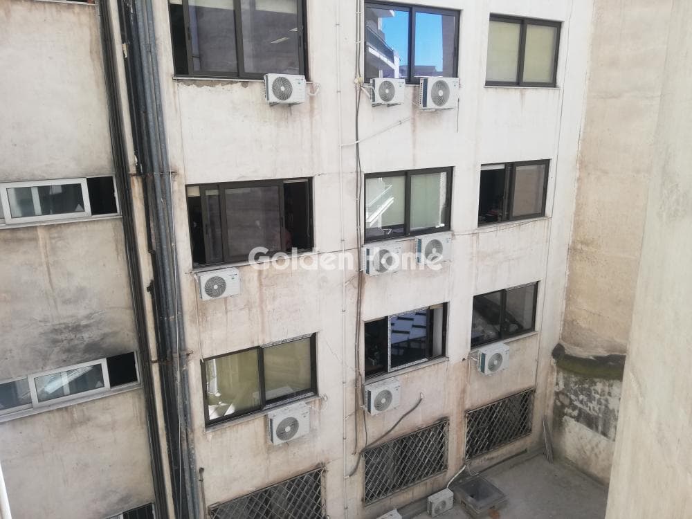 Office in Platia Kanigos, Exarchia - Neapoli — Photo 13 of 15