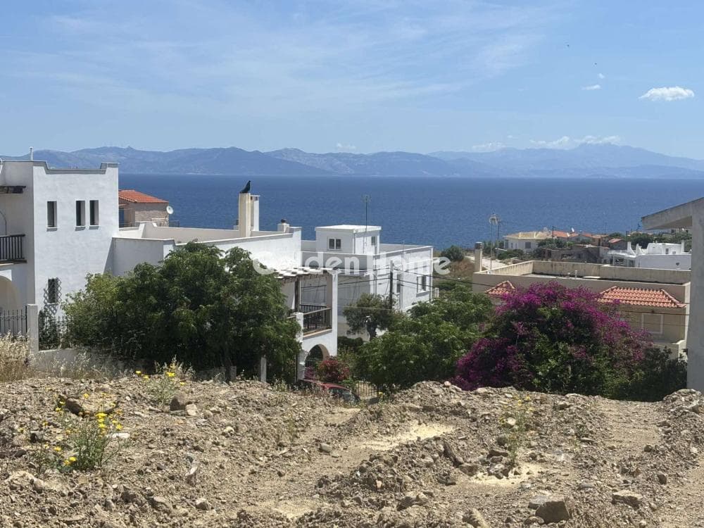 Building Plot in Center, Rafina — Photo 1 of 14