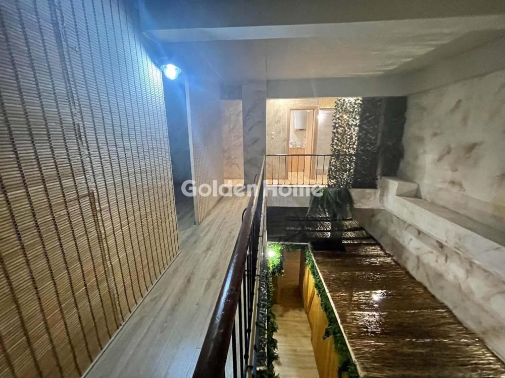 Retail Store in Monastiraki, Historic Center — Photo 18 of 21