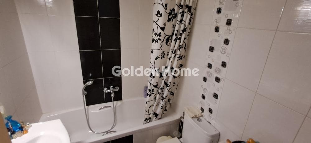 Apartment in Rouf, Tavros — Photo 8 of 12