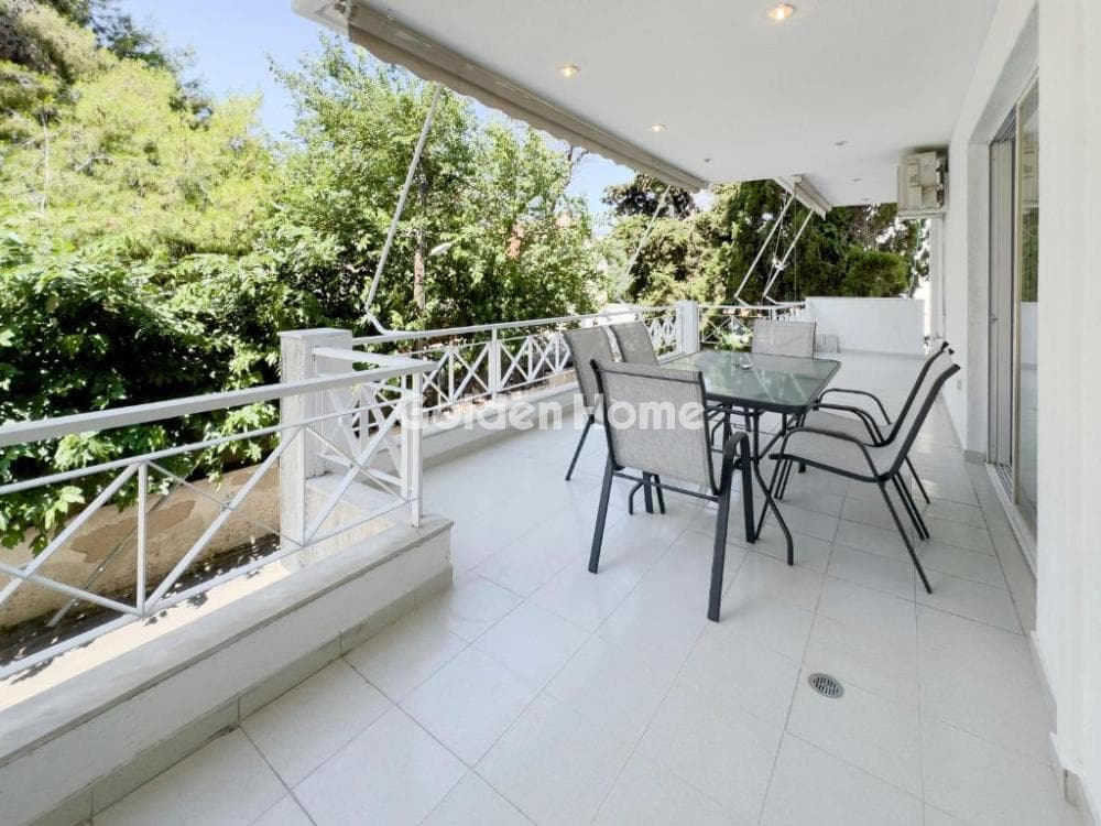 Apartment in Rema Pikrodafnis, Palaio Faliro — Photo 1 of 11