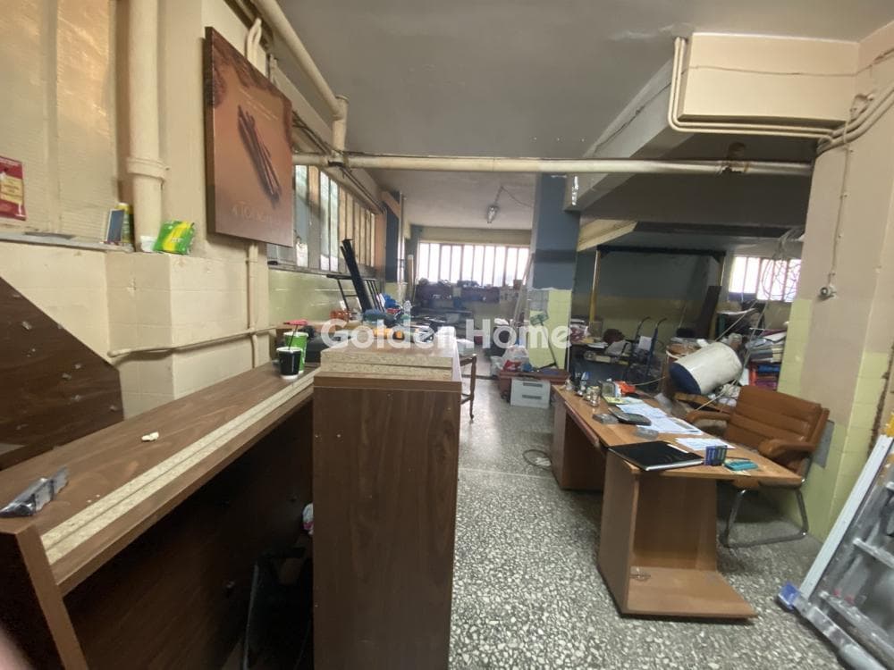 Αποθήκη στην Κέντρο, Μοσχάτο — Φωτογραφία 1 από 11