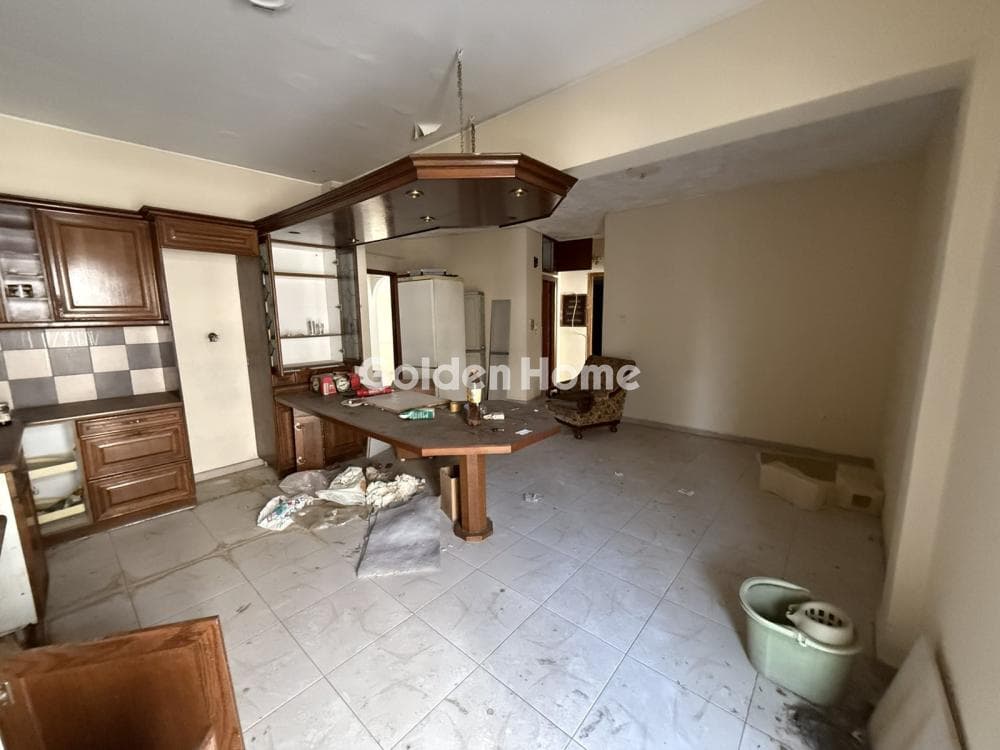 Apartment in Creteka, Galatsi — Photo 3 of 12