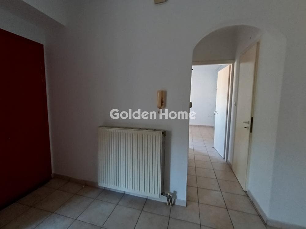 Apartment in Cemetery, Nikaia — Photo 3 of 15