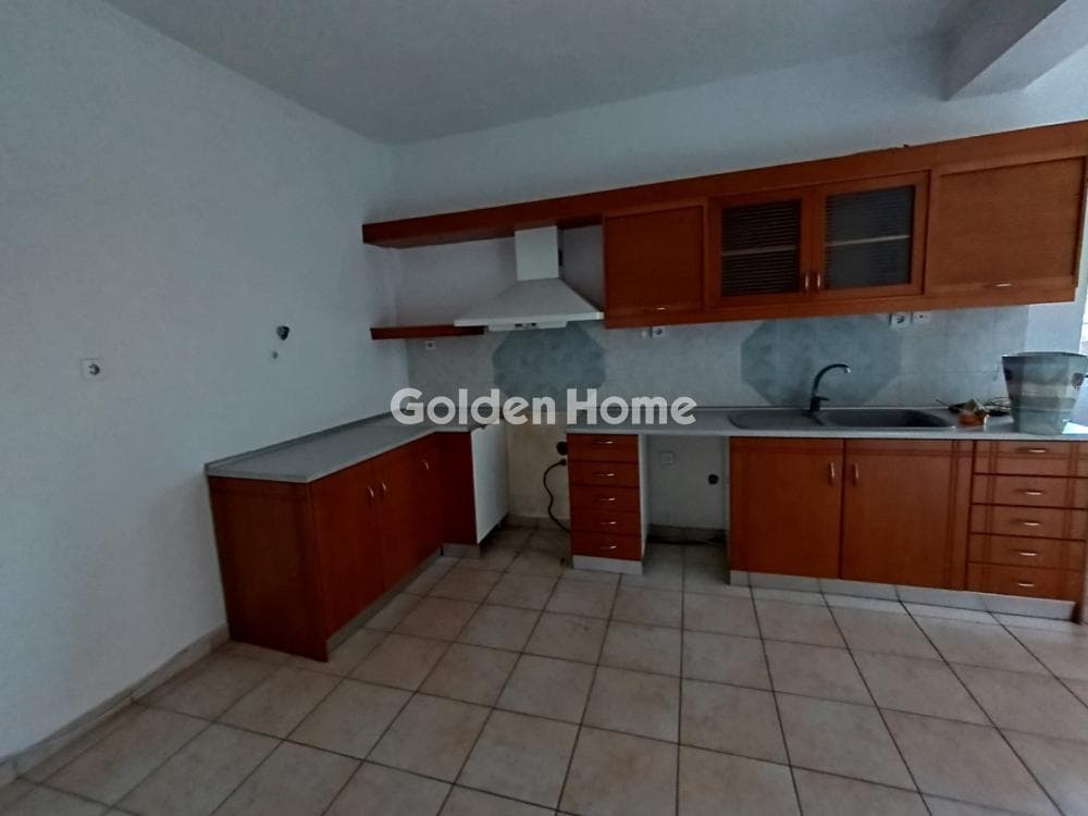Apartment in Cemetery, Nikaia — Photo 5 of 15