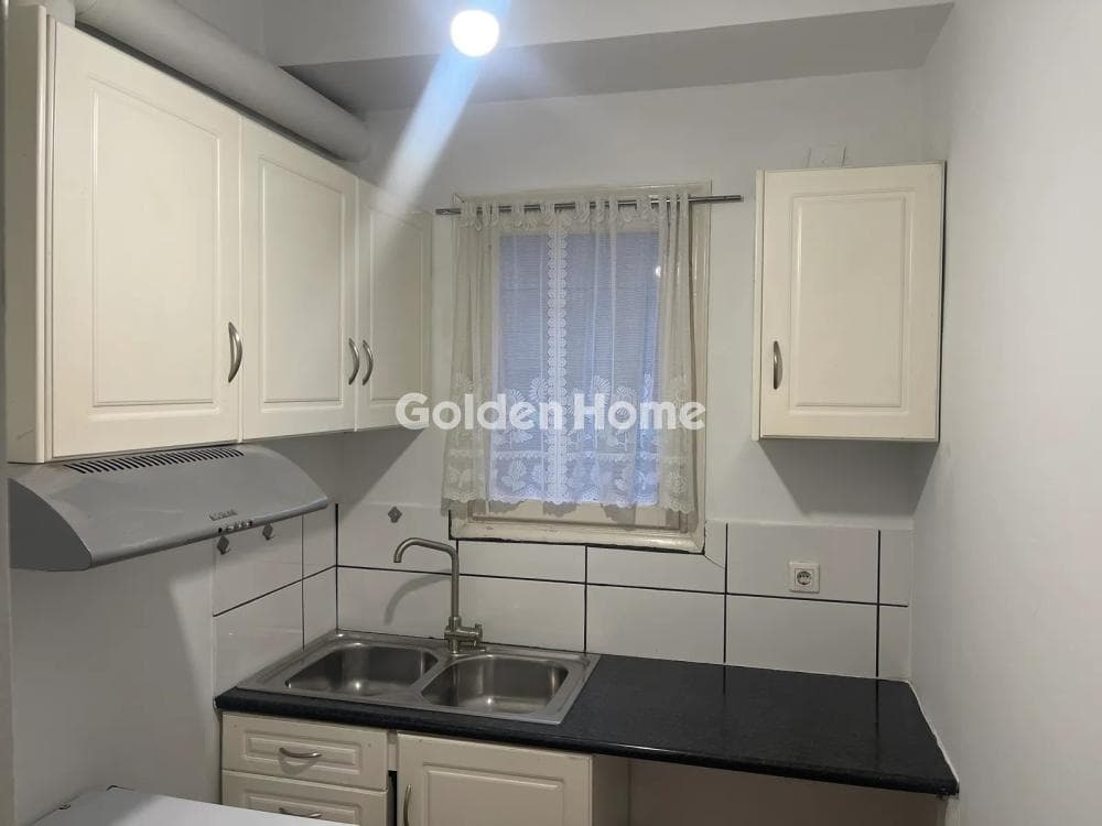 Apartment in Agia Kiriaki, Palaio Faliro — Photo 1 of 10