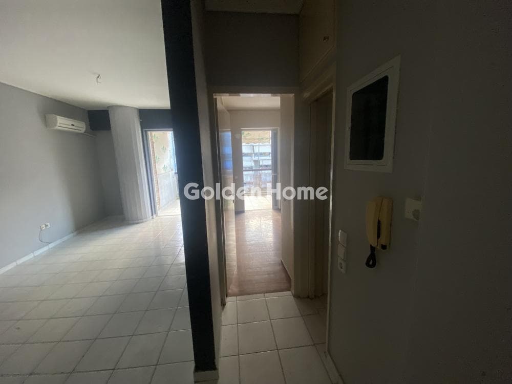Apartment in Agia Paraskevi, Nea Smyrni — Photo 5 of 12