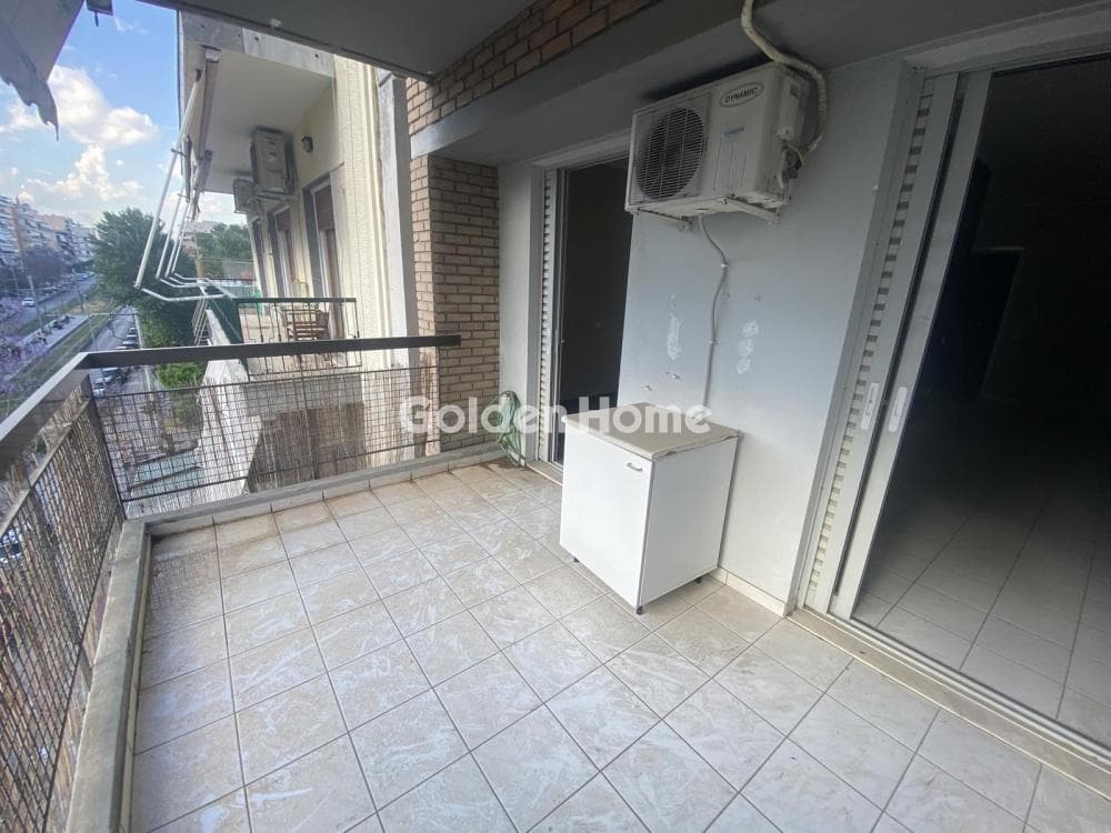 Apartment in Agia Paraskevi, Nea Smyrni — Photo 9 of 12