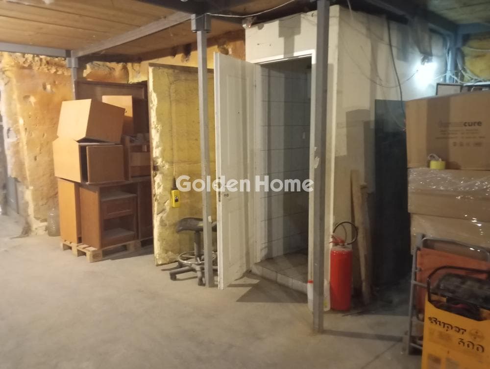 Warehouse in Agia Anna, Agios Ioannis Rentis — Photo 6 of 25