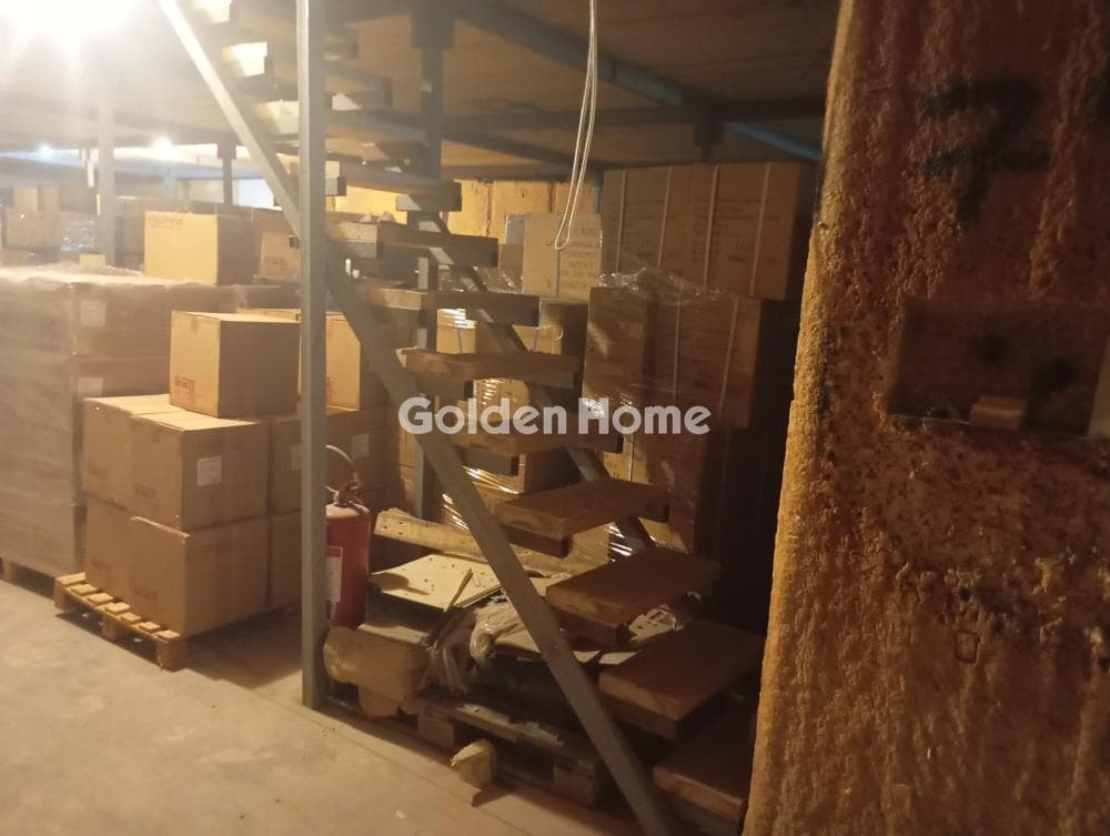 Warehouse in Agia Anna, Agios Ioannis Rentis — Photo 9 of 25