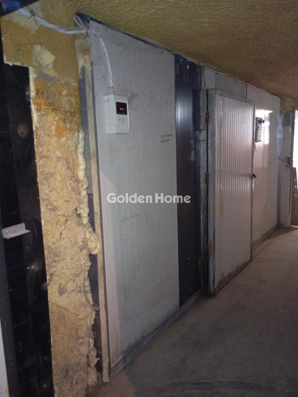 Warehouse in Agia Anna, Agios Ioannis Rentis — Photo 16 of 25