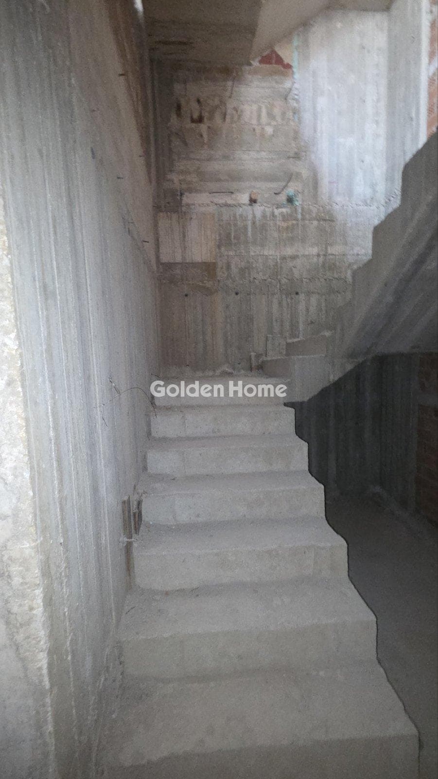 Retail Store in Perivolia, Messatida — Photo 11 of 16