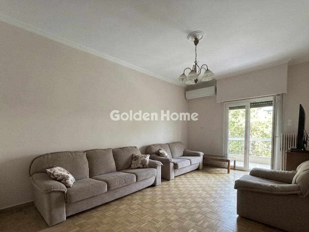 Apartment in Gipeda, Palaio Faliro — Photo 1 of 28