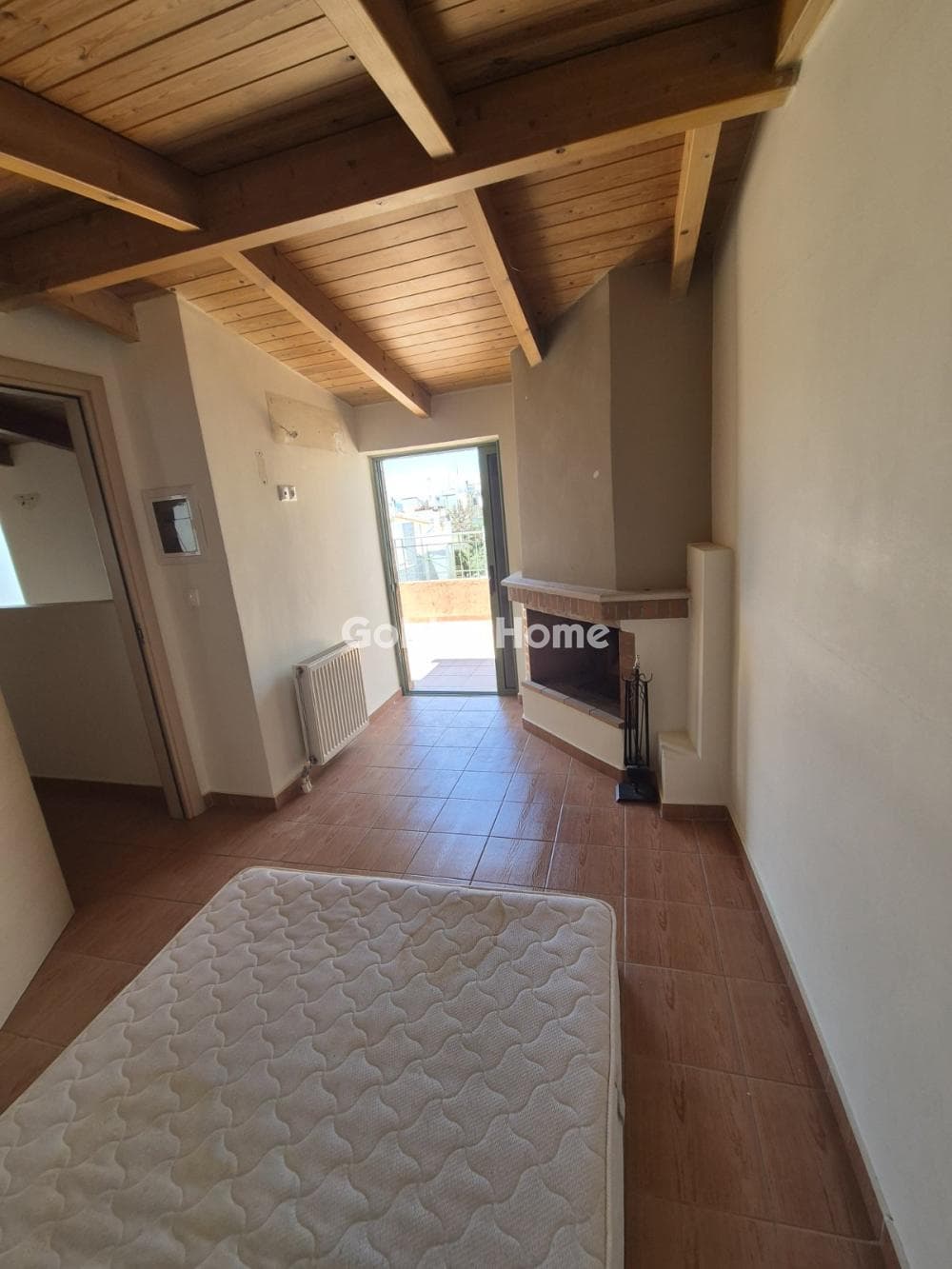 Apartment in Creteka, Galatsi — Photo 2 of 18