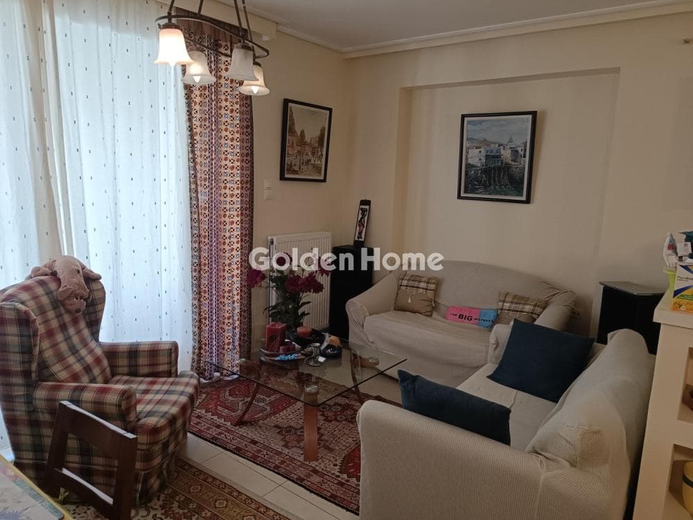 Apartment in Fokionos Negri, Kipseli — Photo 1 of 13
