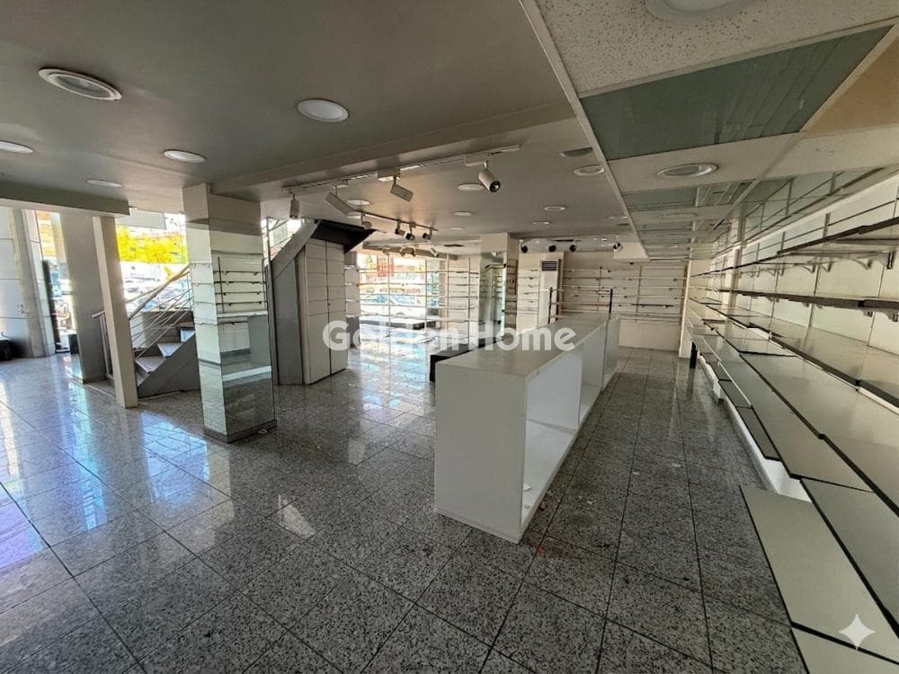 Retail Store in Palatiani, Ilion — Photo 4 of 14