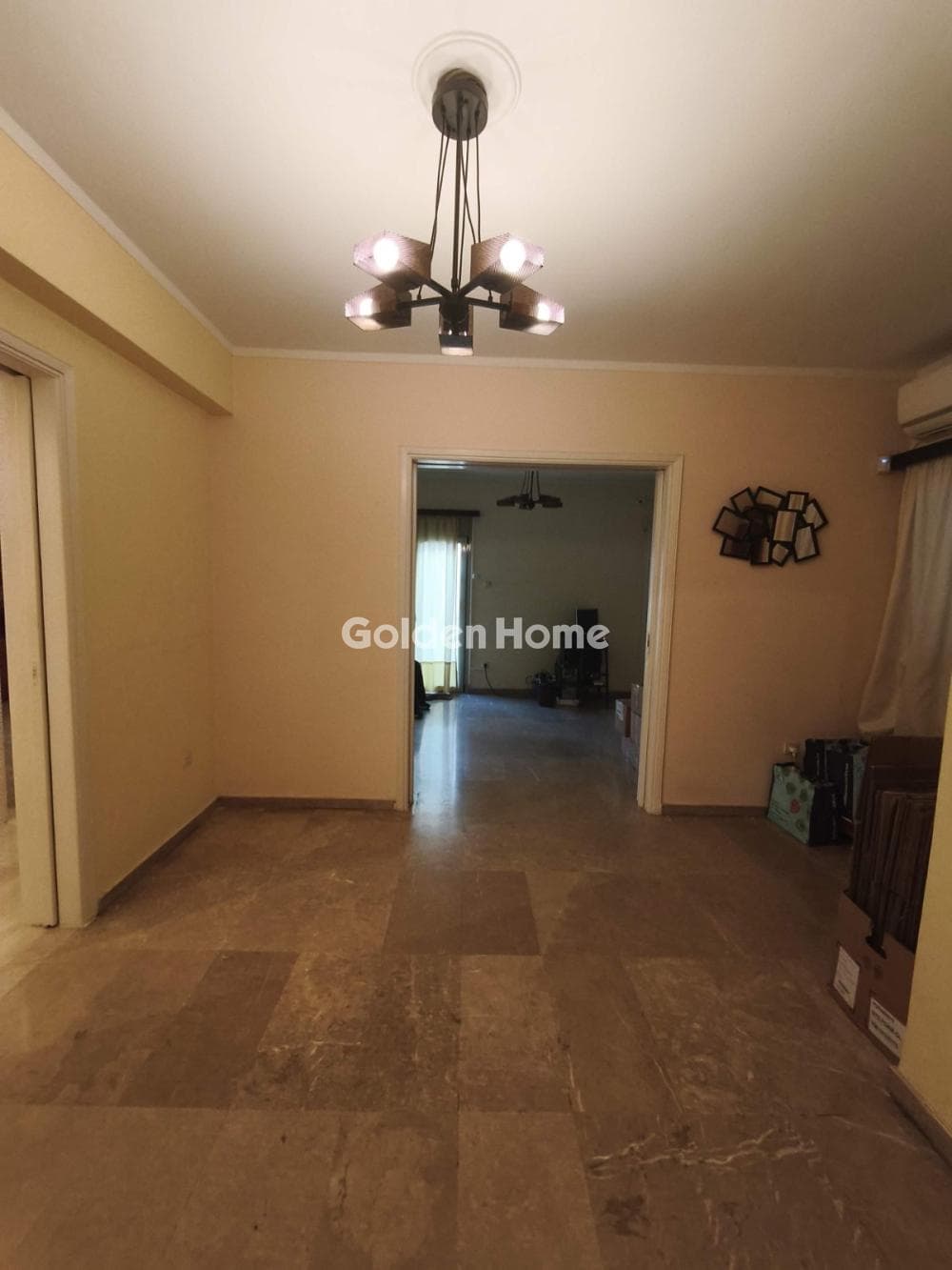 Apartment in Exarcheia, Exarchia - Neapoli — Photo 2 of 12