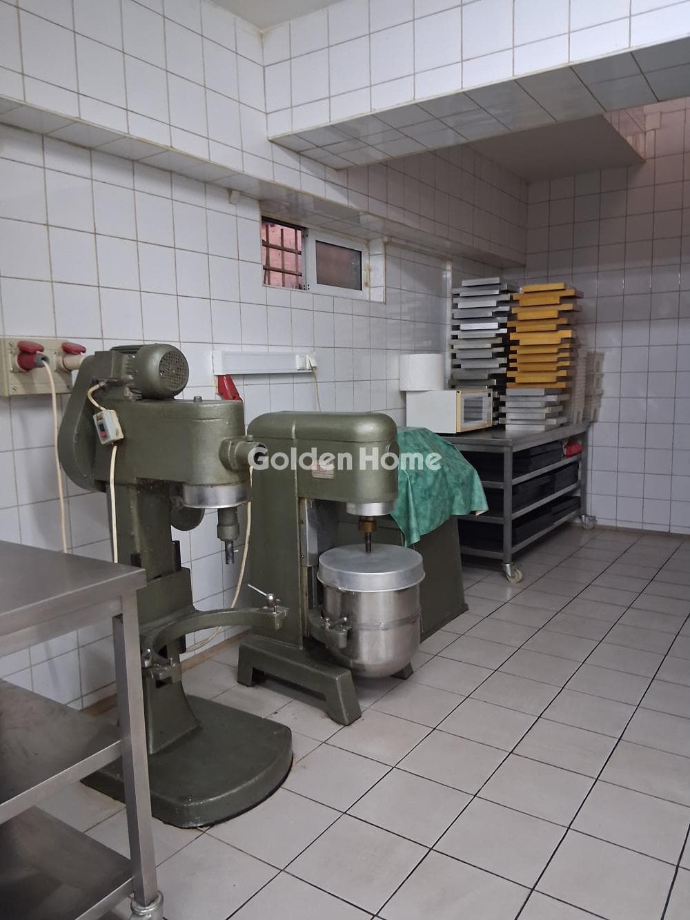 Retail Store in Neo Aigaleo, Aigaleo — Photo 11 of 15