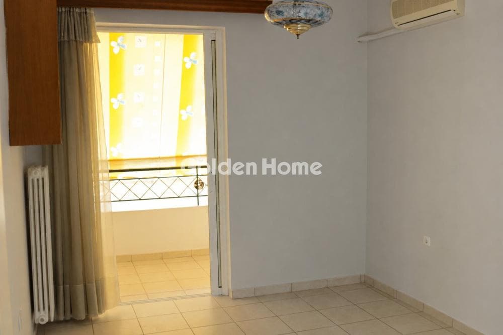 Apartment in Gkrava, Patisia — Photo 6 of 14