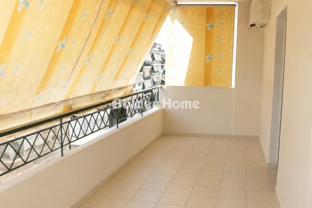 Apartment in Gkrava, Patisia — Photo 3 of 14
