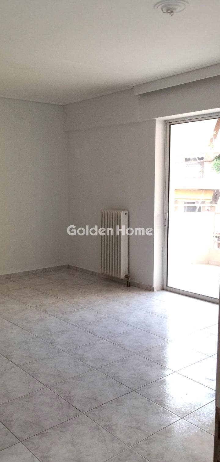 Apartment in Aktimones, Galatsi — Photo 2 of 11