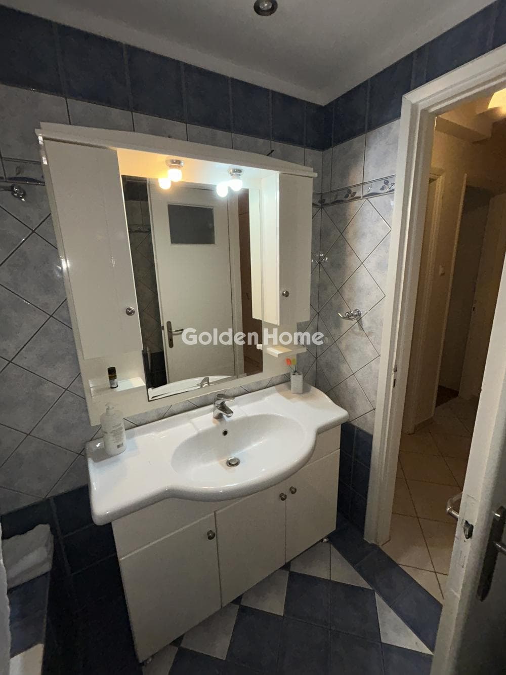 Apartment in Ag. Meletiou - Viktorias Sq. - Marni, Patision - Acharnon — Photo 11 of 21