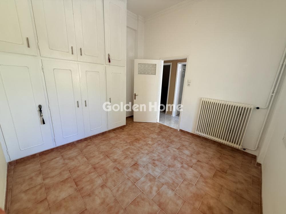 Apartment in Viamax, Peristeri — Photo 8 of 20