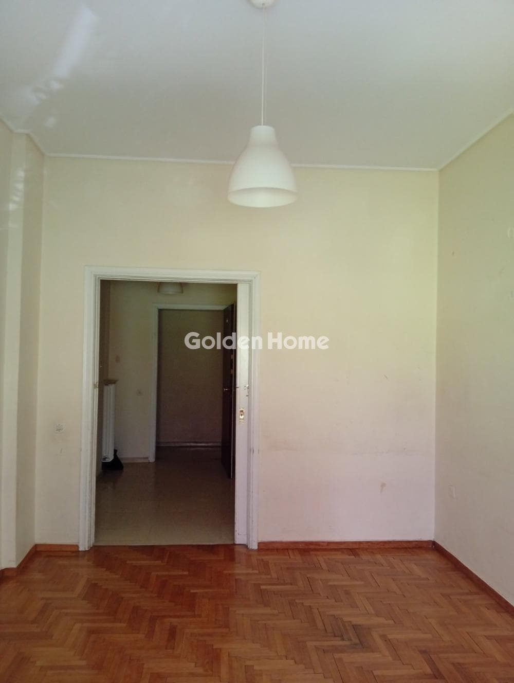 Apartment in Plateia Koliatsou, Patision - Acharnon — Photo 1 of 23