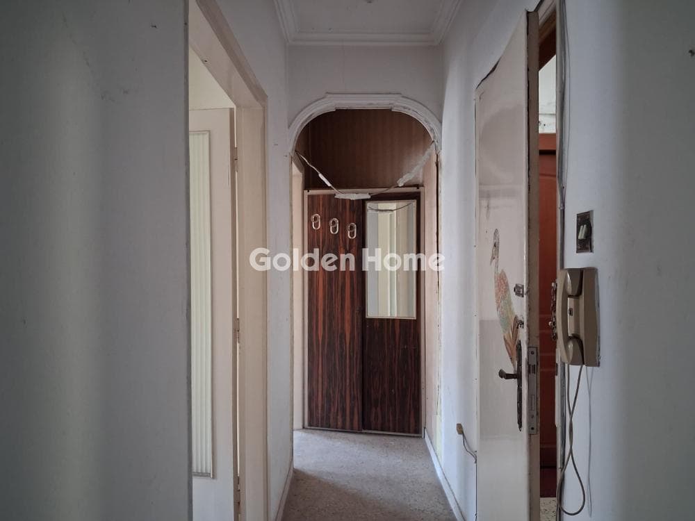 Apartment in Riga Feraiou, Neapoli — Photo 3 of 15