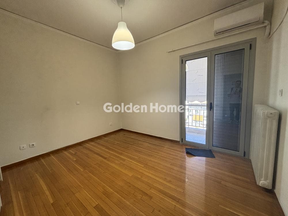 Apartment in Thimarakia, Attiki — Photo 9 of 11