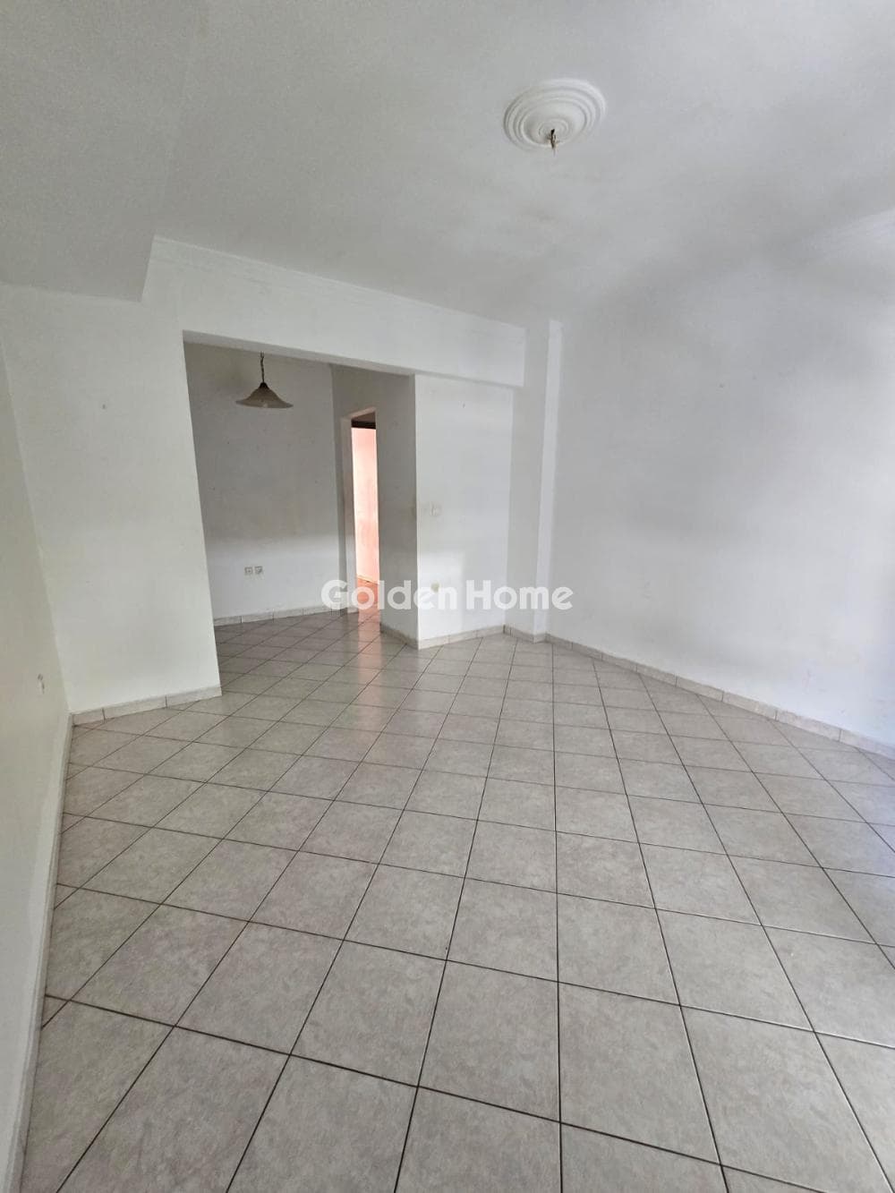 Apartment in Agia Sofia, Piraeus — Photo 14 of 16
