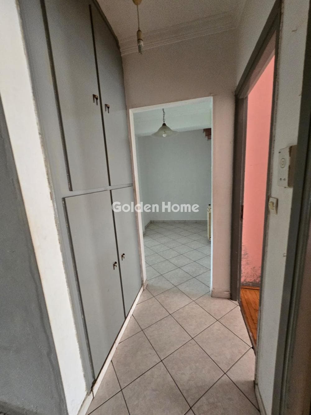 Apartment in Agia Sofia, Piraeus — Photo 16 of 16