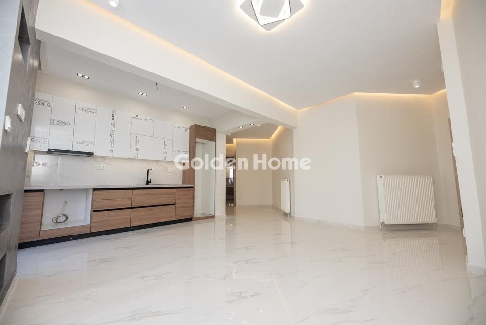 Apartment in Omonia, Stavroupoli — Photo 3 of 13