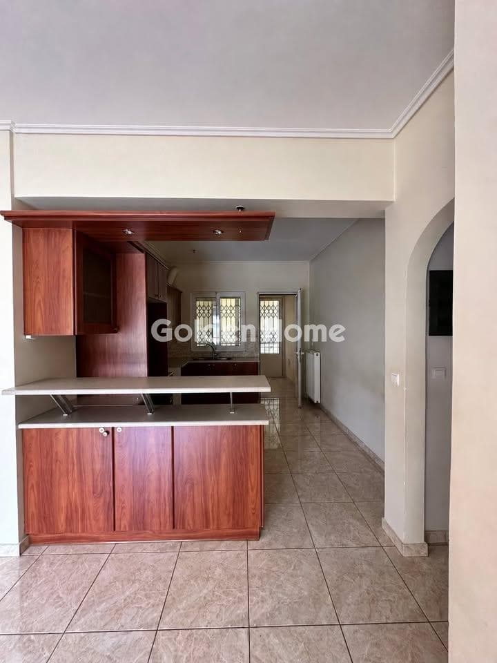 Apartment in Megala Sxoinia A, Acharnes — Photo 8 of 39