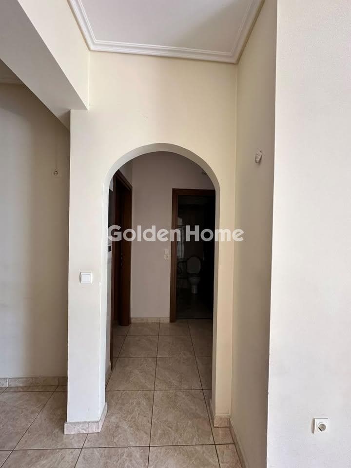 Apartment in Megala Sxoinia A, Acharnes — Photo 17 of 39