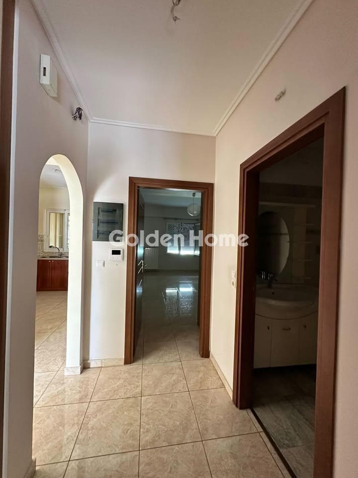Apartment in Megala Sxoinia A, Acharnes — Photo 18 of 39