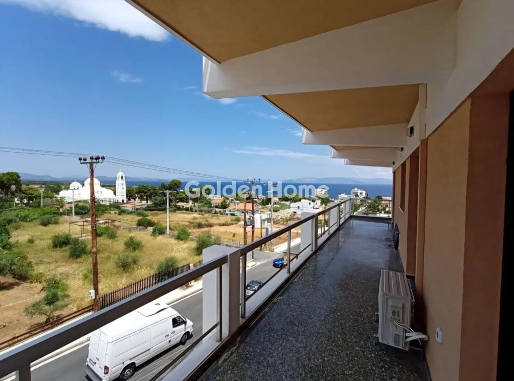Apartment in Agios Nikolaos, Rafina — Photo 1 of 12