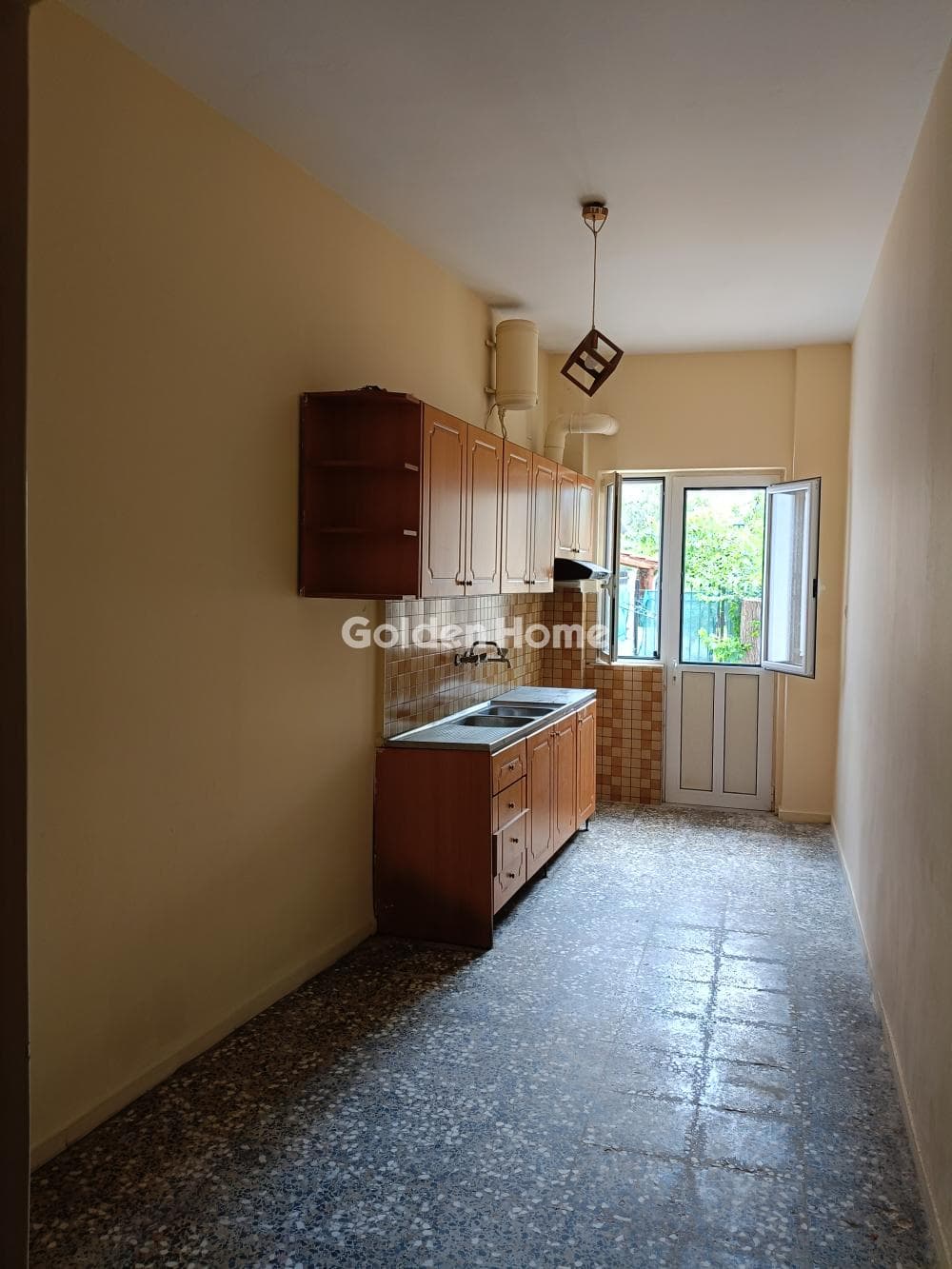 Apartment in Evraiomnimata, Patra — Photo 1 of 8