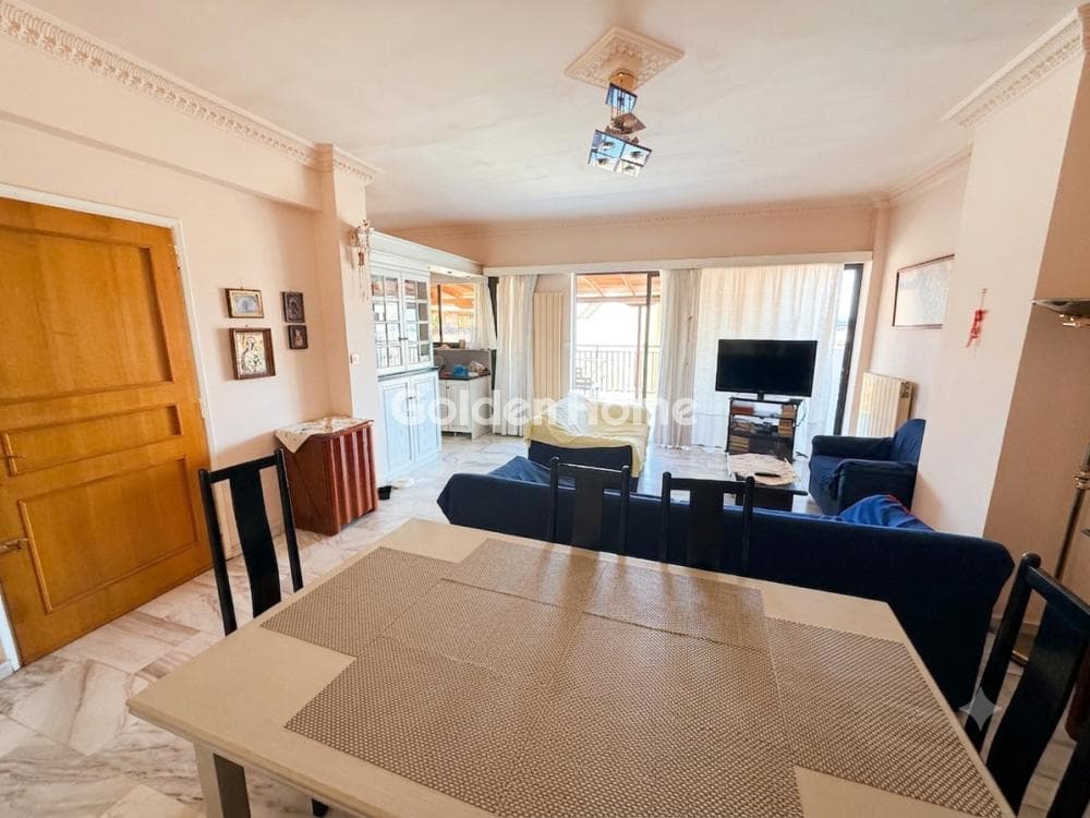 Apartment in Chatzikiriakeio, Piraeus — Photo 10 of 20