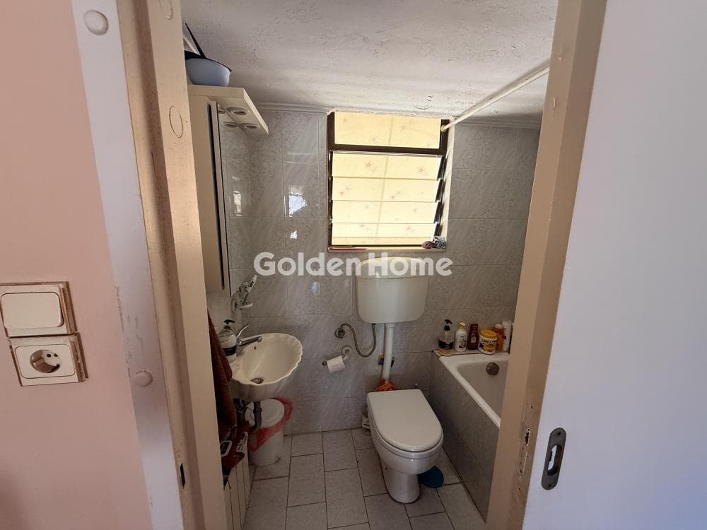 Apartment in Chatzikiriakeio, Piraeus — Photo 16 of 20
