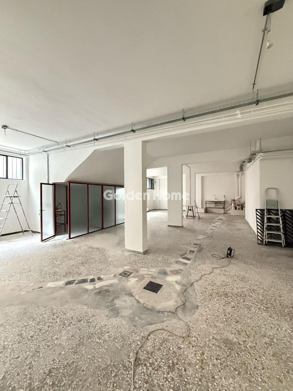 Office in Strefi, Exarchia - Neapoli — Photo 2 of 6