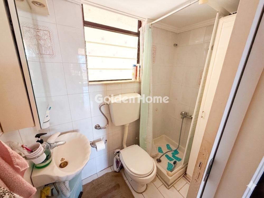 Apartment in Chatzikiriakeio, Piraeus — Photo 11 of 14