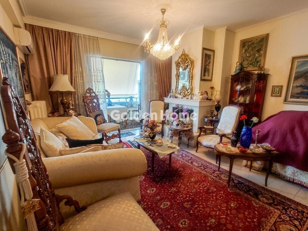 Διαμέρισμα στην Πλατεία Ντάβαρη, Παλαιό Φάληρο — Φωτογραφία 1 από 8
