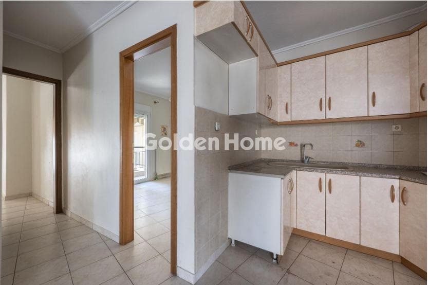 Apartment in Fillipou, Ampelokipoi — Photo 8 of 13