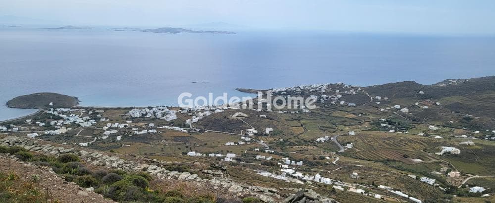 Parcel in Dyo Choria, Tinos — Photo 1 of 8