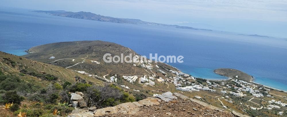 Parcel in Dyo Choria, Tinos — Photo 2 of 4