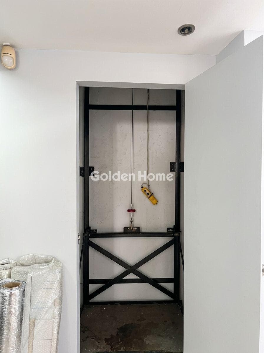 Retail Store in Kaminia, Piraeus — Photo 4 of 5