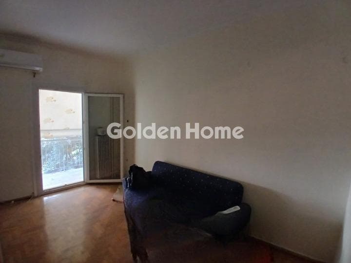 Apartment in Voulgari - Agios Eleftherios, Patisia — Photo 1 of 11