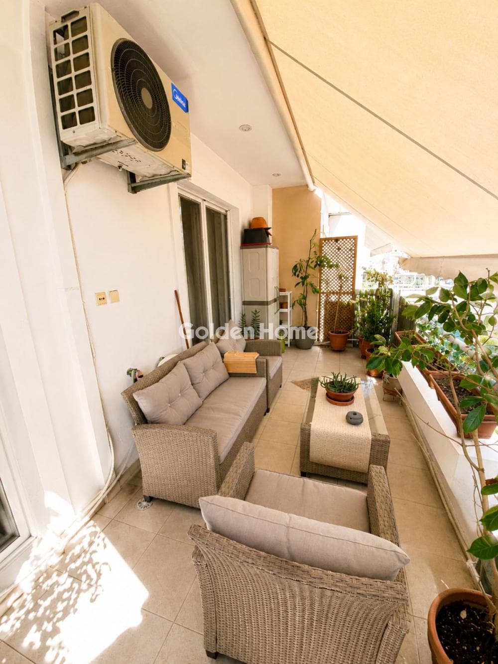 Apartment in Plateia Davaki, Kalithea — Photo 2 of 24